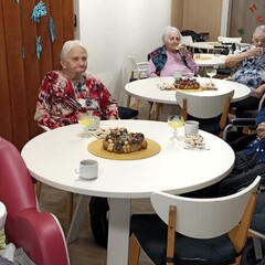 klienti na předvánočním vystoupení