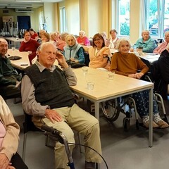 klienti na akci "Zpívání se Sašou"